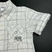 Load image into Gallery viewer, Boys Target, lightweight cotton short sleeve shirt, EUC, size 6,  