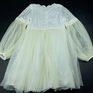 Girls cream, cotton lined tulle & lace party dress, armpit to armpit: 35cm, GUC, size 8-10, L: 70cm