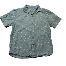 Load image into Gallery viewer, Boys Target, green lightweight cotton short sleeve shirt, GUC, size 3,  