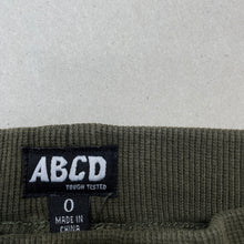 Load image into Gallery viewer, Boys ABCD Industrie, khaki stretch cotton cargo shorts, elasticated, GUC, size 0,  