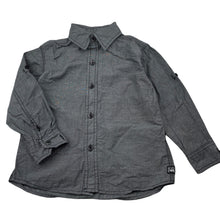 Load image into Gallery viewer, Boys Industrie, lightweight cotton long sleeve shirt, marks left sleeve, FUC, size 3,  