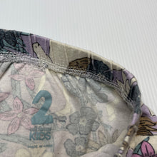 Load image into Gallery viewer, Girls Cotton On, stretchy floral pyjama shorts, unicorns, GUC, size 2,  