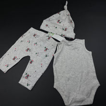 Load image into Gallery viewer, unisex Anko, cotton Christmas bodysuit, leggings &amp; hat, NEW, size 000,  