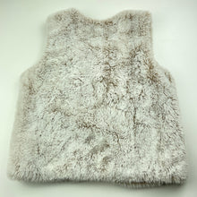 Load image into Gallery viewer, Girls Target, lined faux fur zip up vest / jacket, EUC, size 6,  