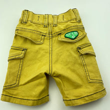 Load image into Gallery viewer, Boys FLIRTY SK8, yellow cargo shorts, elasticated, EUC, size 1,  