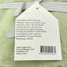 Load image into Gallery viewer, unisex Classic Quilts, embroidered soft fleece baby blanket, 76cm x 102cm, NEW, size 0000-000,  