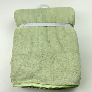 unisex Classic Quilts, embroidered soft fleece baby blanket, 76cm x 102cm, NEW, size 0000-000,  
