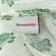 Load image into Gallery viewer, unisex Moochic Baby, lightweight cotton wrap, 105cm x 110cm, FUC, size 0000-000,  
