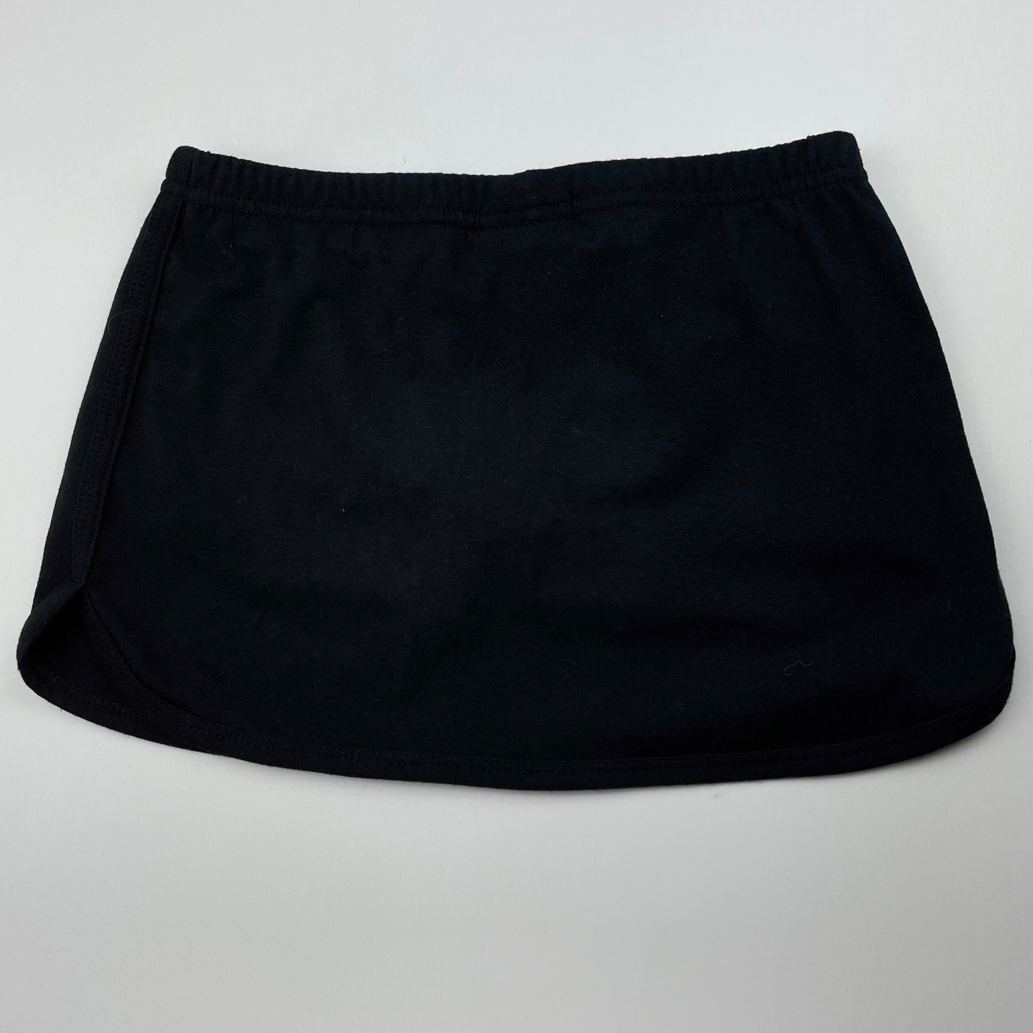 Black skort 2024 size 4