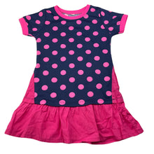 Load image into Gallery viewer, Girls lightweight, navy &amp; pink spot dress, GUC, size 2, L: 47cm
