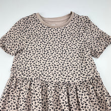 Load image into Gallery viewer, Girls M&amp;S, leopard print cotton casual dress, EUC, size 6, L: 55cm