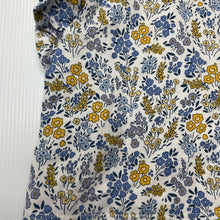 Load image into Gallery viewer, Girls Baby Berry, floral cotton t-shirt / top, GUC, size 00,  