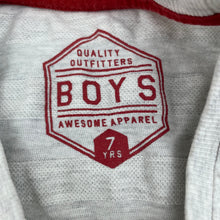 Load image into Gallery viewer, Boys Matalan, light grey t-shirt / top, EUC, size 7,  