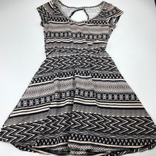 Load image into Gallery viewer, Girls stretchy, casual dress, labels removed, armpit to armpit: 35cm, FUC, size 10-12, L: 68cm