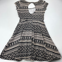 Load image into Gallery viewer, Girls stretchy, casual dress, labels removed, armpit to armpit: 35cm, FUC, size 10-12, L: 68cm