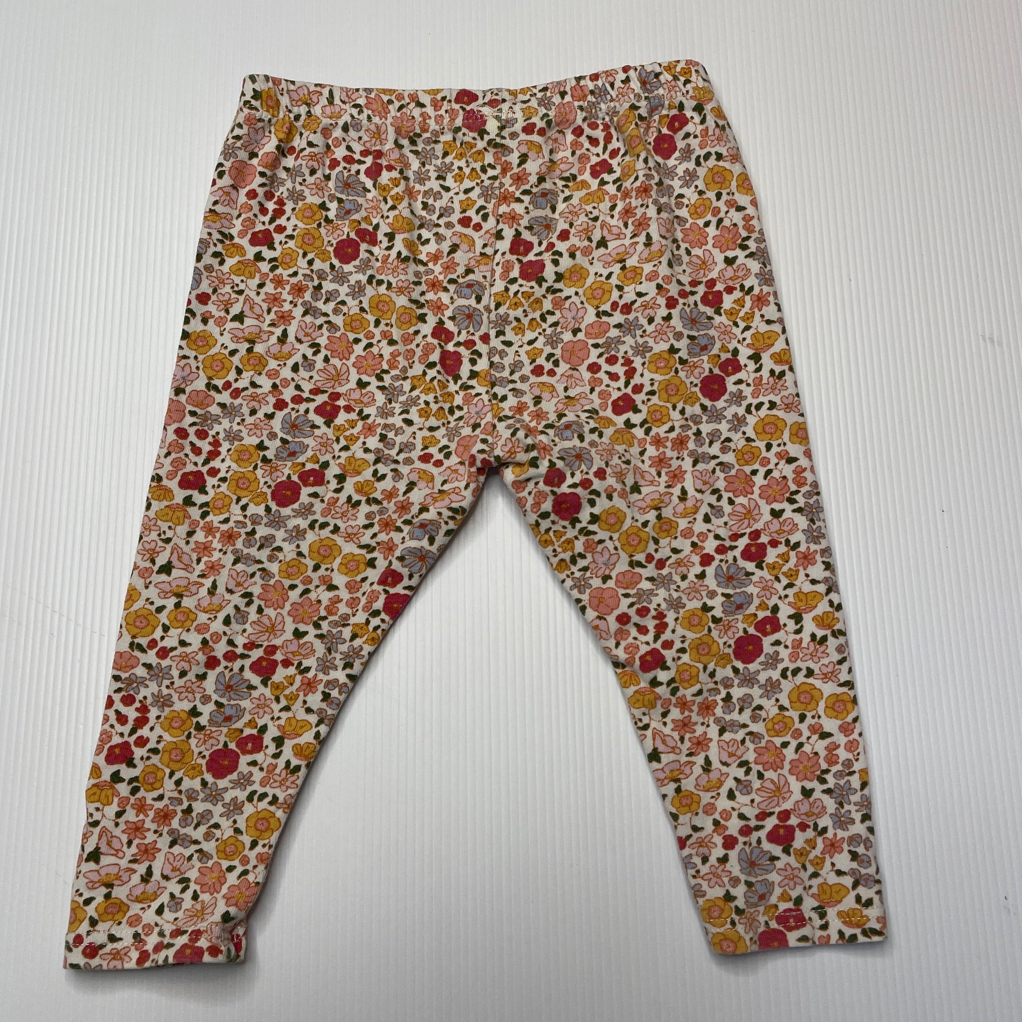 Target, floral stretchy leggings / bottoms, GUC, size 00, –  DaisyChainClothing
