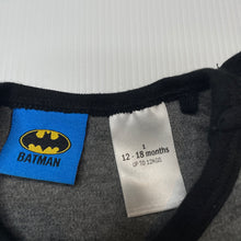 Load image into Gallery viewer, Boys DC Comics, Batman soft cotton long sleeve top + detachable cape, GUC, size 1,  