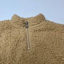 Load image into Gallery viewer, unisex Baby Berry, soft fleece sweater / jumper, EUC, size 000,  