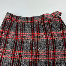 Load image into Gallery viewer, Girls woven, skirt, no labels, L: 40cm, W: 29cm across, GUC, size 5-6,  