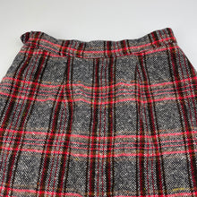 Load image into Gallery viewer, Girls woven, skirt, no labels, L: 40cm, W: 29cm across, GUC, size 5-6,  