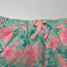 Load image into Gallery viewer, Girls Emerson, floral lightweight shorts, elasticated, FUC, size 6,  