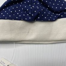 Load image into Gallery viewer, Girls Pumpkin Patch, stretchy hat/beanie *small mark on back*, NEW, size 000,  