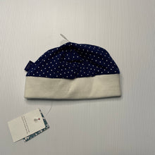 Load image into Gallery viewer, Girls Pumpkin Patch, stretchy hat/beanie *small mark on back*, NEW, size 000,  