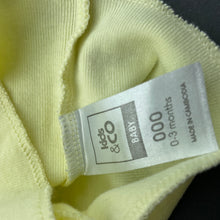 Load image into Gallery viewer, unisex Kids &amp; Co, yellow cotton singlet top, GUC, size 000,  