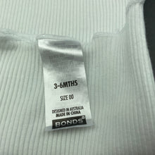 Load image into Gallery viewer, unisex Bonds, white ribbed cotton singlet top, EUC, size 00,  