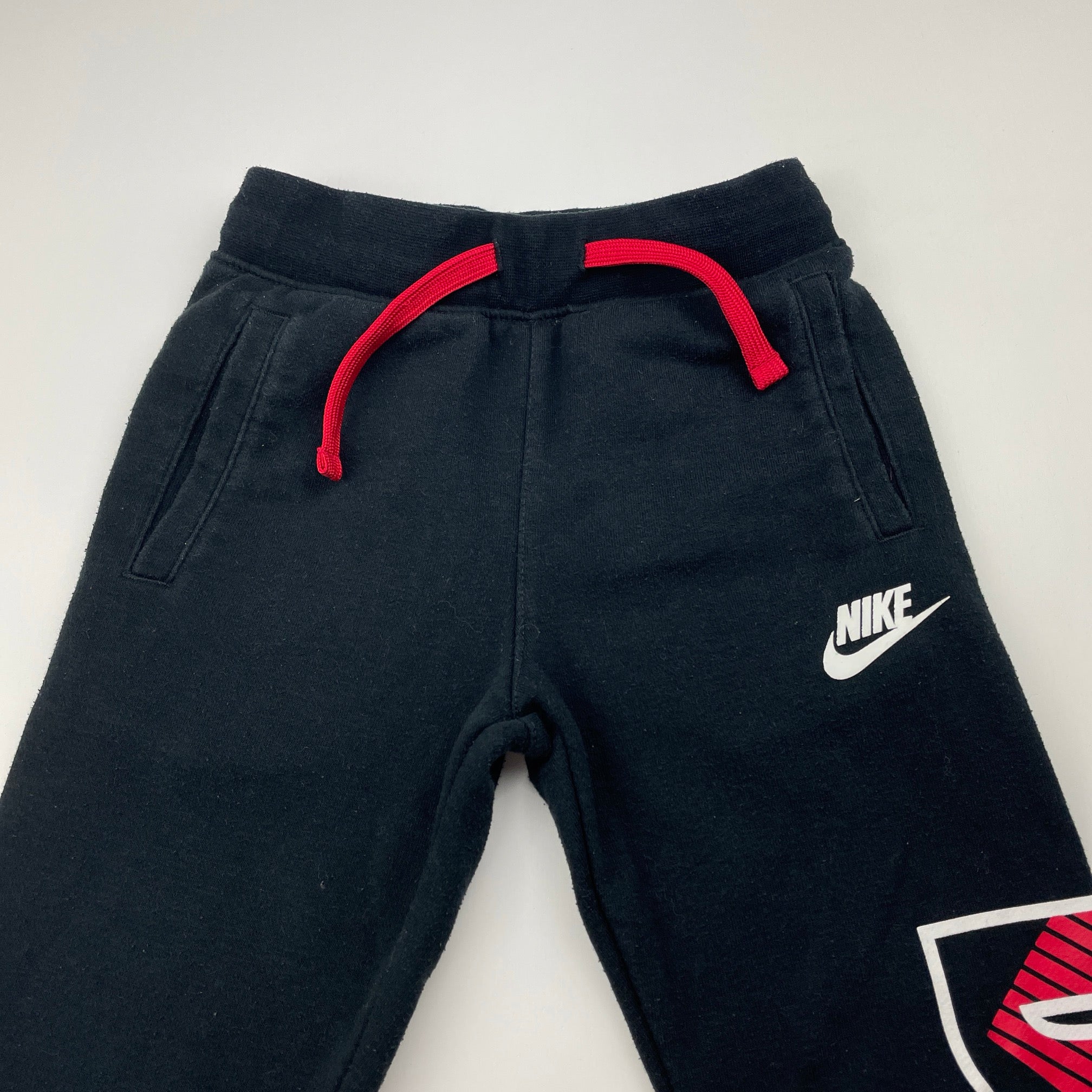 Boys Trousers & Tights. Nike CA