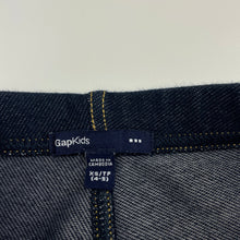 Load image into Gallery viewer, Girls GAP, stretchy denim leggings, elasticated, Inside leg: 38cm, EUC, size 4-5,  