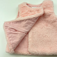 Load image into Gallery viewer, Girls Ollies Place, cotton lined pink faux fur vest, EUC, size 00,  