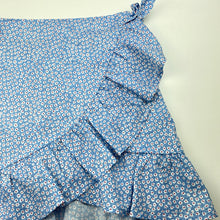 Load image into Gallery viewer, Girls SHEIN, lightweight floral skirt, elasticated, L: 36cm, EUC, size 10,  