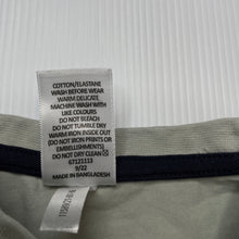 Load image into Gallery viewer, unisex Target, organic cotton blend t-shirt / top, GUC, size 000,  