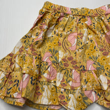 Load image into Gallery viewer, Girls lightweight, cotton skirt, elasticated, L: 28cm, GUC, size 4,  