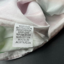 Load image into Gallery viewer, Girls Baby Boxes, colourful cotton dress, GUC, size 000, L: 30cm