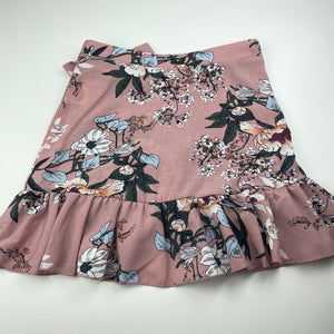 Girls SHEIN, lightweight floral skirt, L: 37cm, W: 32cm across, EUC, size 10-11,  