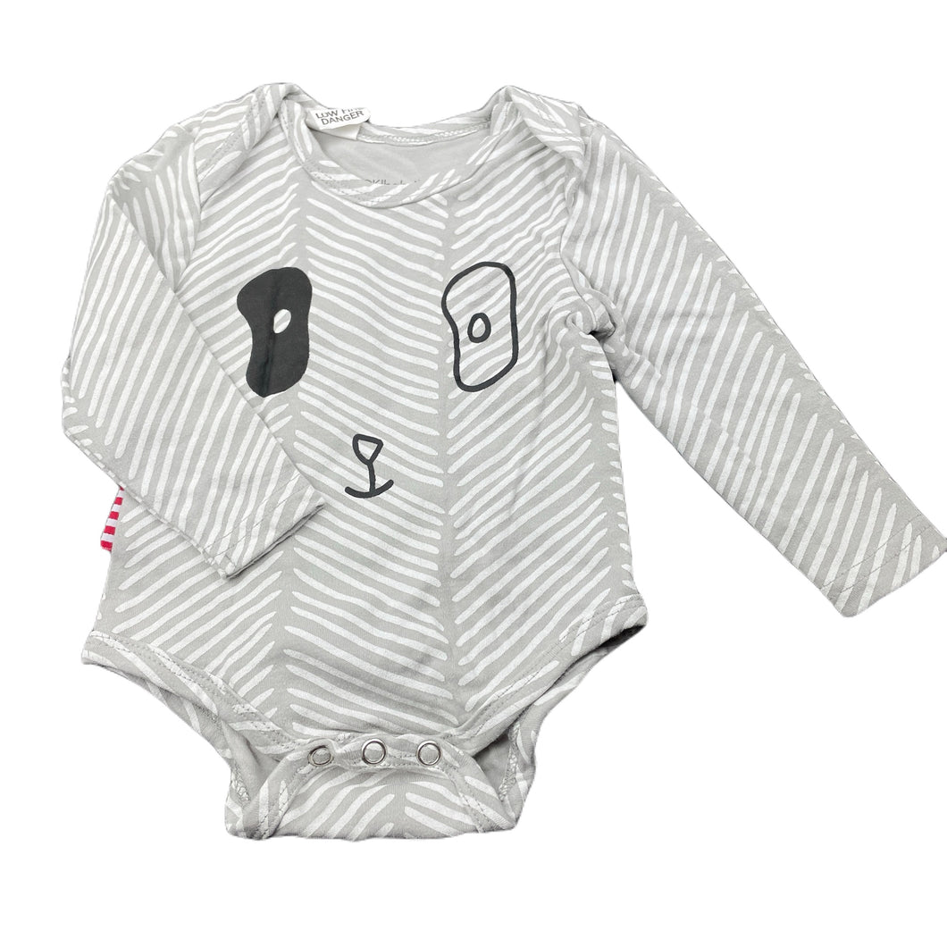 unisex Sooki Baby, cotton bodysuit / romper, GUC, size 000,  