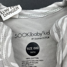 Load image into Gallery viewer, unisex Sooki Baby, cotton bodysuit / romper, GUC, size 000,  