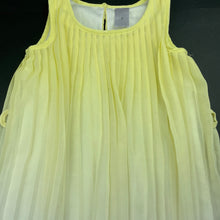 Load image into Gallery viewer, Girls Target, lined pleated party dress, FUC, size 3, L: 54cm