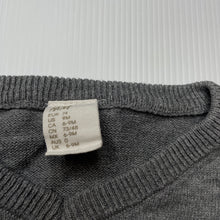 Load image into Gallery viewer, Boys H&amp;M, knitted cotton vest / sleeveless sweater, GUC, size 0,  