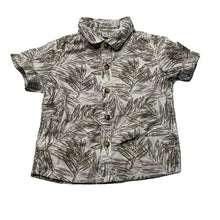 Load image into Gallery viewer, Boys cotton, short sleeve shirt, GUC, size 6 months,  