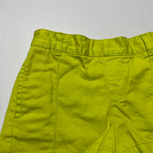 Load image into Gallery viewer, Girls GAP, green stretch cotton shorts, elasticated, small marks back left, FUC, size 2,  