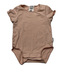Load image into Gallery viewer, Girls Bonds, ORGANICS stretchy bodysuit / romper, GUC, size 0000,  