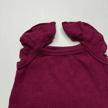 Load image into Gallery viewer, Girls Baby Berry, ribbed stretchy summer romper, EUC, size 0000,  