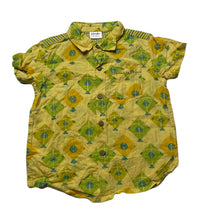 Load image into Gallery viewer, Boys fabindia, lightweight cotton short sleeve shirt, GUC, size 0,  