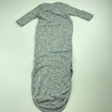 Load image into Gallery viewer, unisex Aden + Anais, soft feel lightweight stretchy sleepsack, EUC, size 000,  