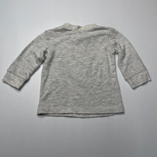 Load image into Gallery viewer, Girls lightweight, soft feel pyjama top, labels removed, armpit to armpit: 25.5cm, shoulder to cuff: 21.5cm, EUC, size 0,  