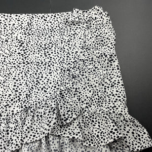 Girls SHEIN, black & white lightweight skirt, elasticated, L: 35cm, EUC, size 11-12,  