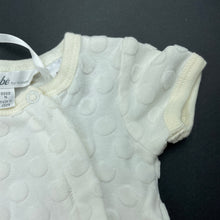 Load image into Gallery viewer, unisex Bebe by Minihaha, cream textured zip romper, NEW, size 0000,  